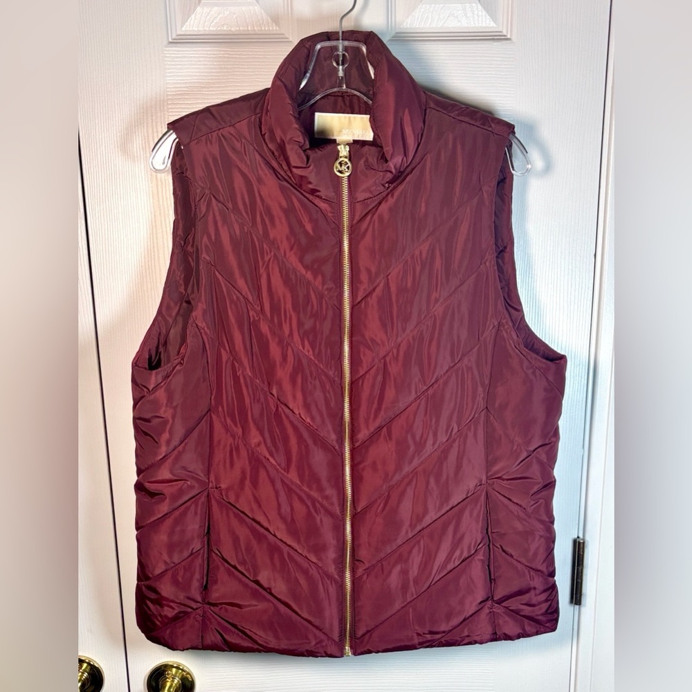 Michael Kors XL Puffer Quilted Vest Jacket MK Charm Burgundy Maroon